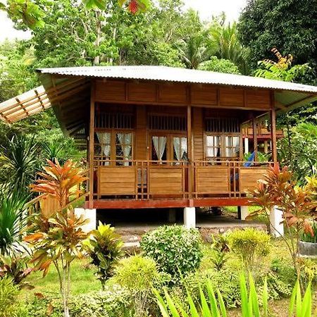 Two Fish Resort Lembeh Bitung Екстер'єр фото