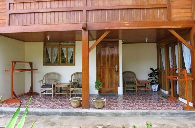 Two Fish Resort Lembeh Bitung Екстер'єр фото